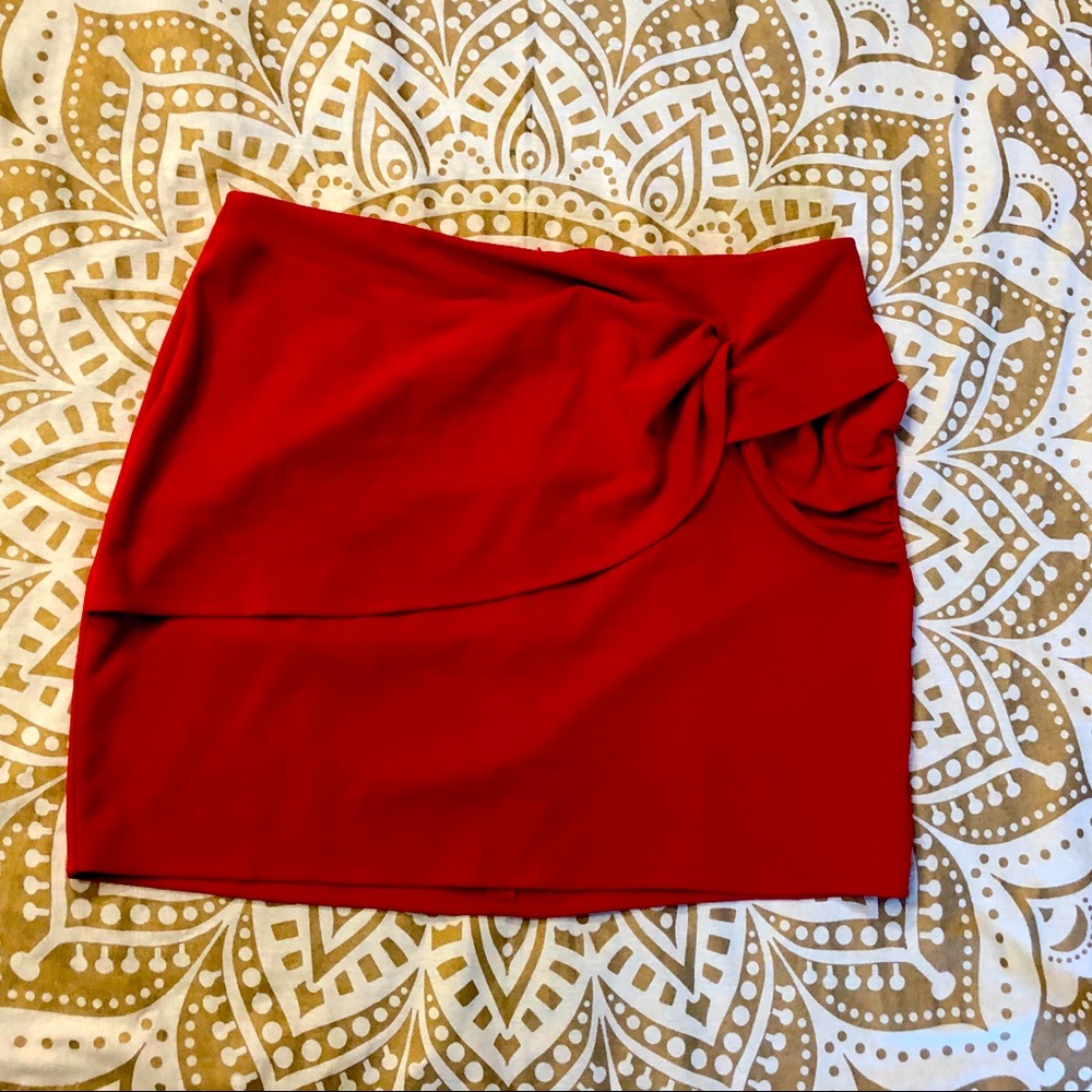 FOREVER 21 Red Front Twist Mini Skirt